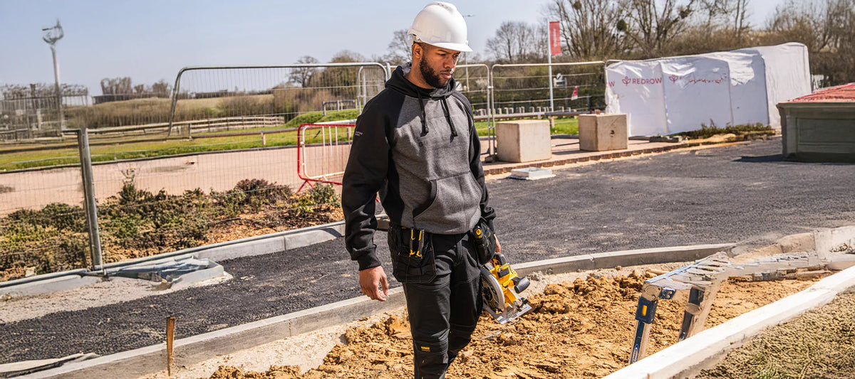DEWALT Workwear Hoodies & Sweatshirts