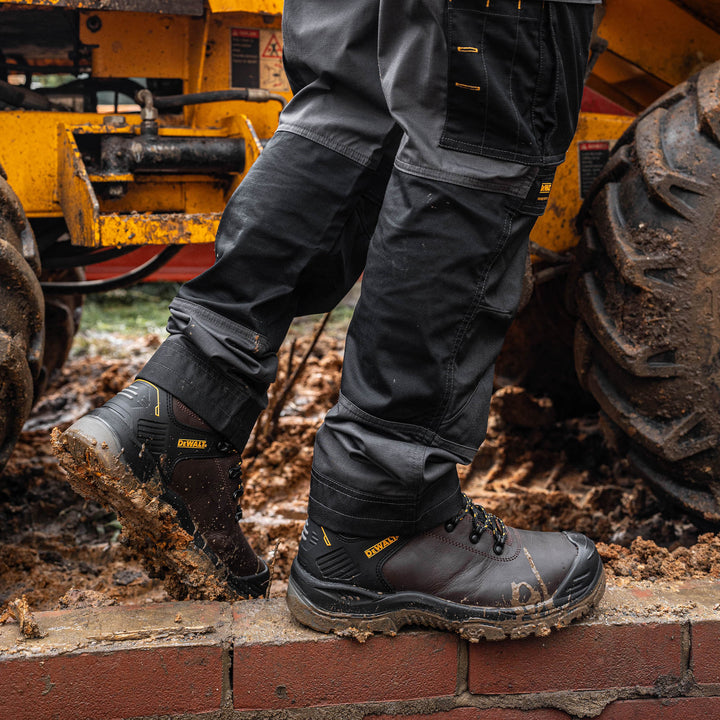 DEWALT Newark Waterproof Steel Toe Safety Boot Buffalo Brown Model View