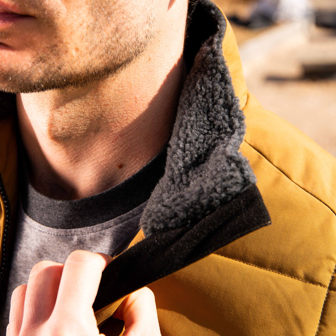 DEWALT Guildford Men's Borg Fleece Lined, Water Resistant, Puffer Work Gilet Feature View Model