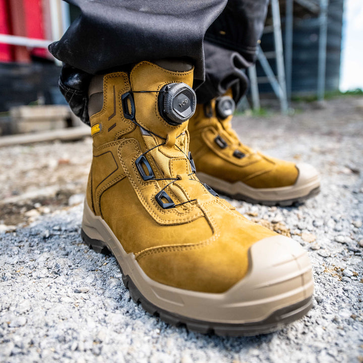 DEWALT Richardson BOA Steel Toe Safety Boot Clay Model Shot Close