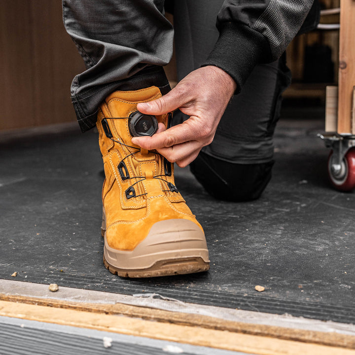 DEWALT Richardson BOA Steel Toe Safety Boot Honey Model Shot Close