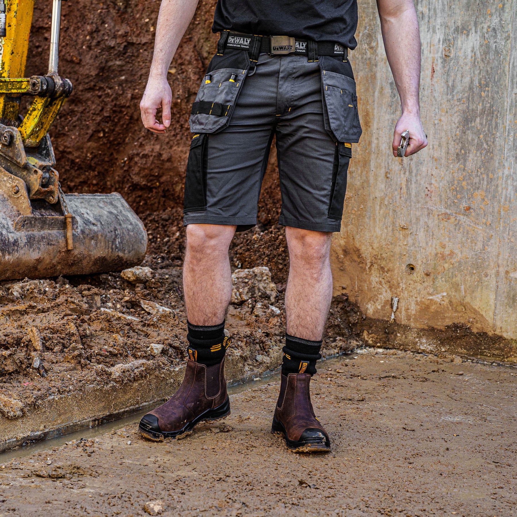 DEWALT High Point Pro Stretch Slim Fit Holster Pocket Work Shorts dewalt-high-point-pro-stretch-slim-fit-holster-pocket-work-shorts